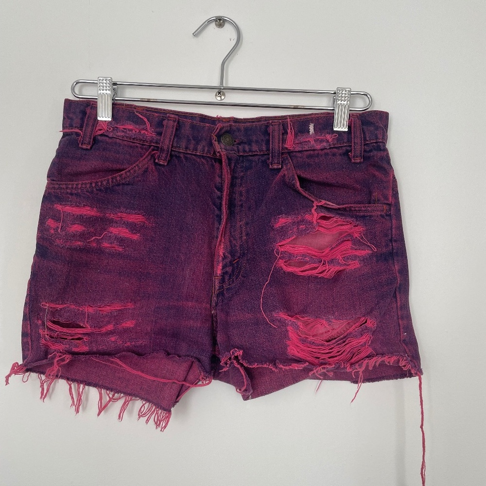Levis Pink/Purple dyed shorts